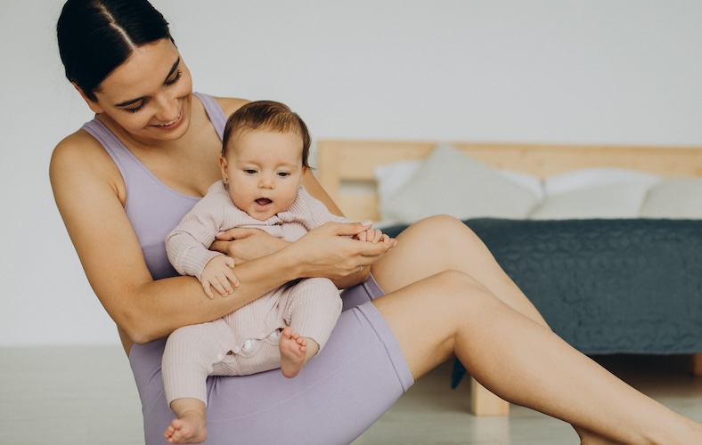 10 Safe Postpartum Workouts for New Moms